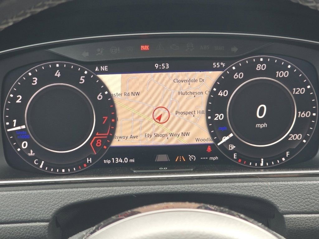 Used 2019 Volkswagen Golf R 4-Door AWD/4WD image 28