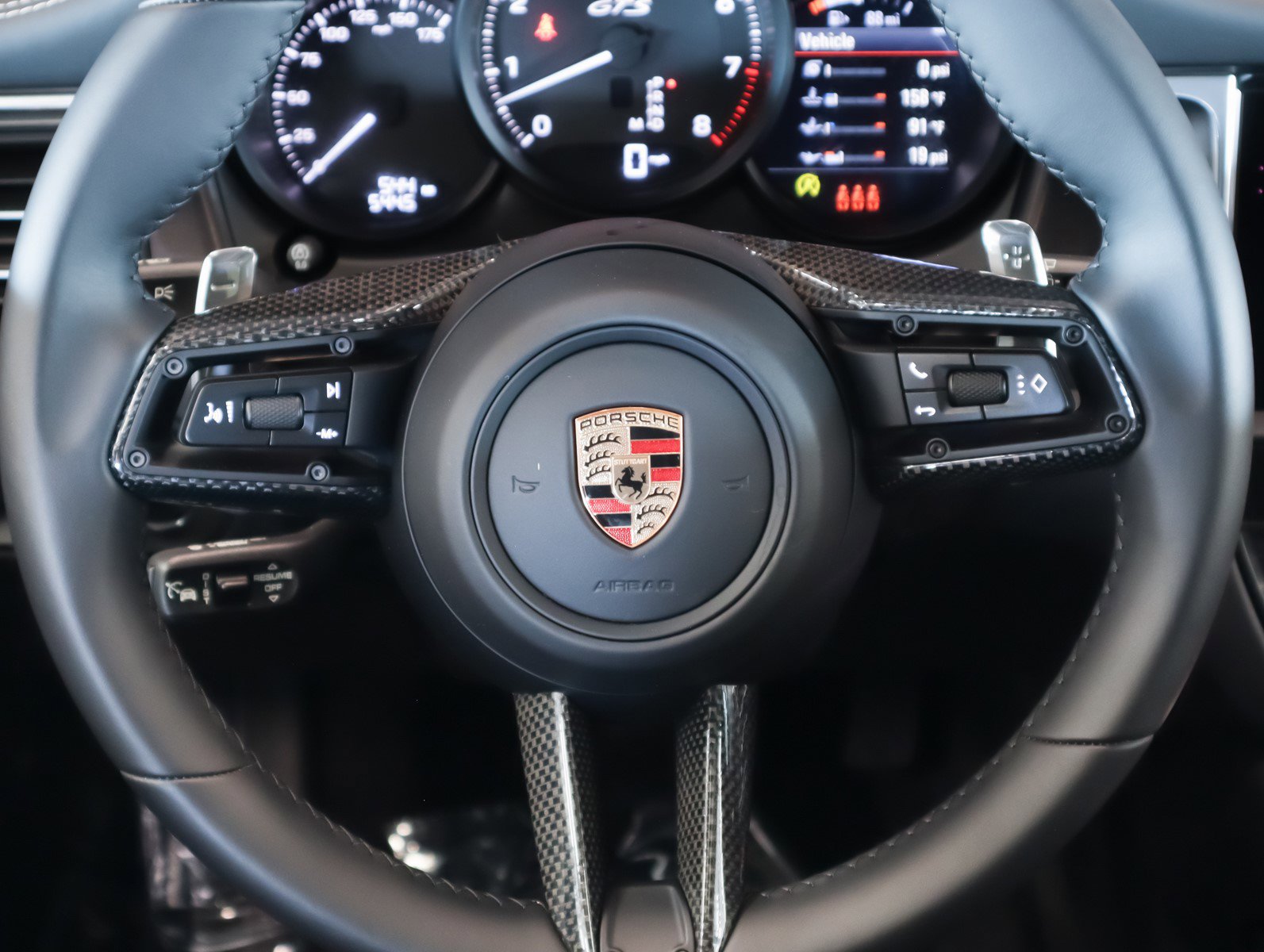 Used 2025 Porsche Macan GTS image 16