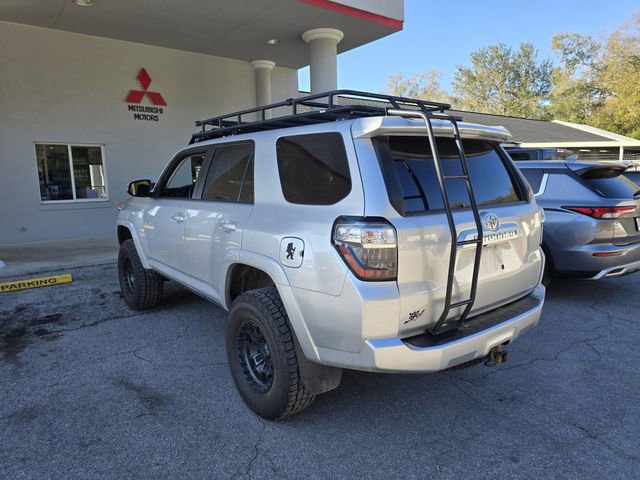 Used 2018 Toyota 4Runner SR5 Premium image 10