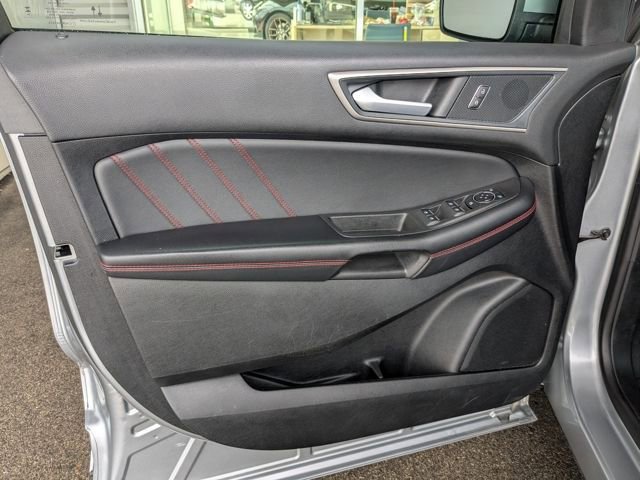 Used 2024 Ford Edge ST-Line AWD/4WD image 24