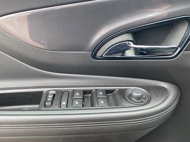 Used 2022 Buick Encore Preferred w/ Safety Package image 19