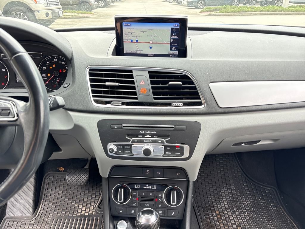 Used 2016 Audi Q3 2.0T Premium Plus w/ Technology Package image 23