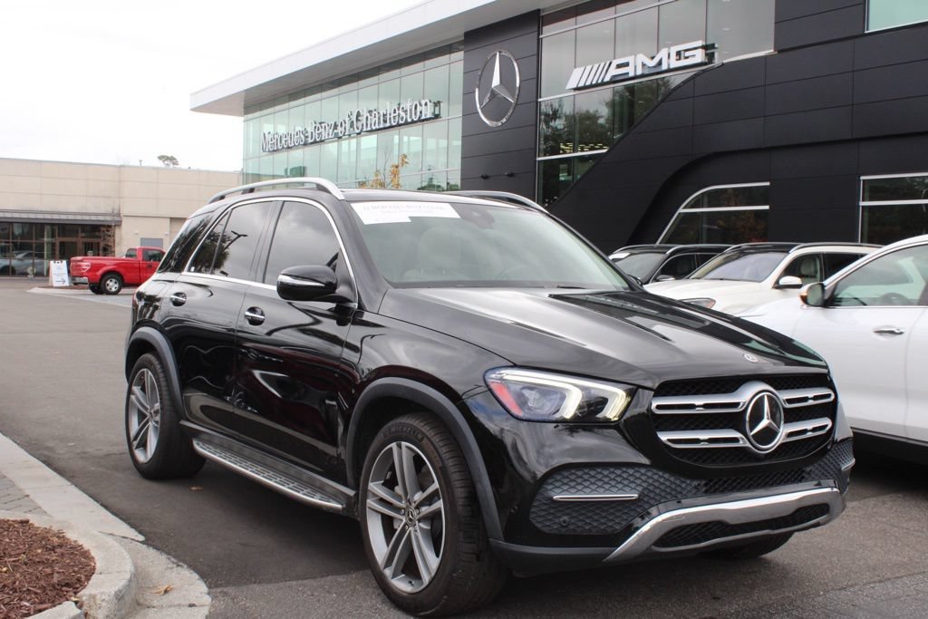 Used 2022 Mercedes-Benz GLE 350 4MATIC image 3