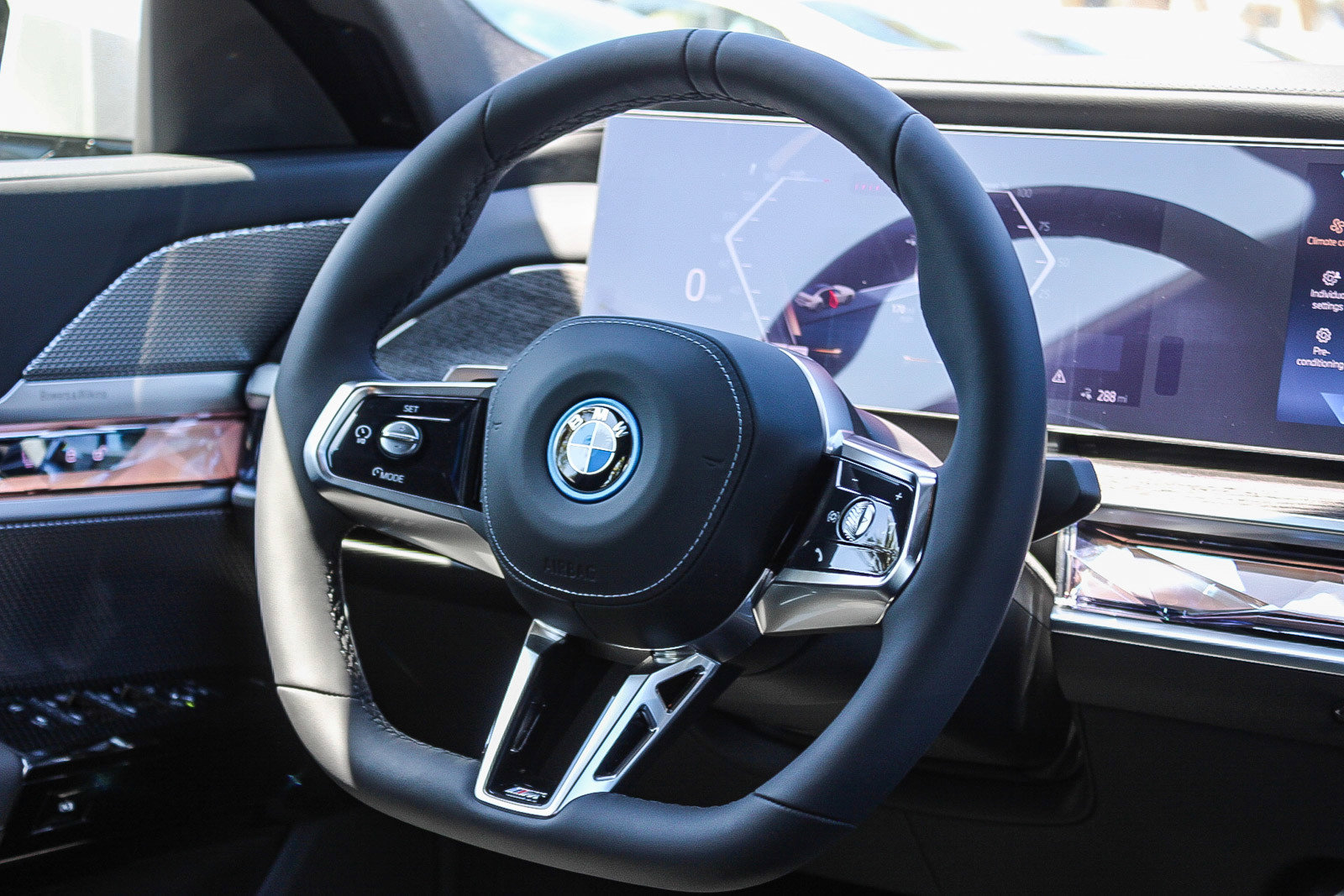 New 2026 BMW i7 eDrive50 w/ M Sport Package RWD image 13