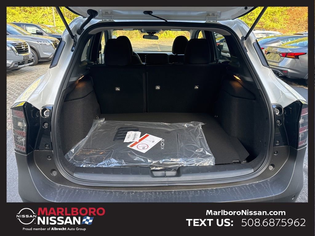 New 2026 Nissan Kicks SV w/ Cold Weather Package image 13