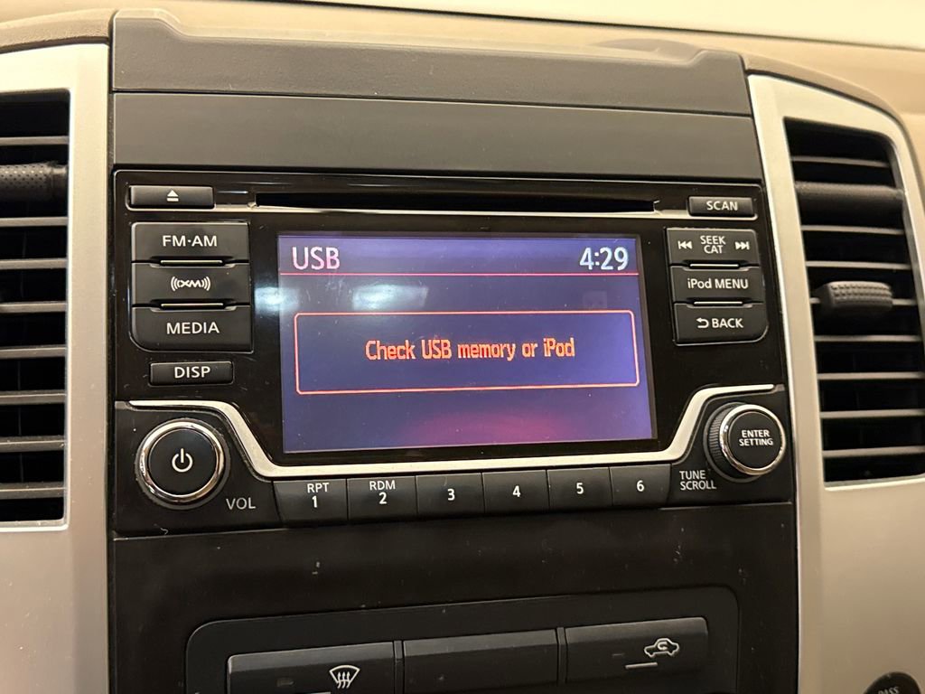 Used 2017 Nissan Frontier SV image 23