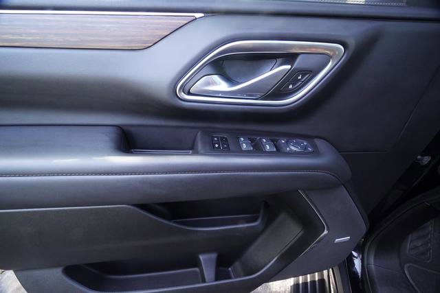 Used 2024 Chevrolet Tahoe High Country AWD/4WD image 12