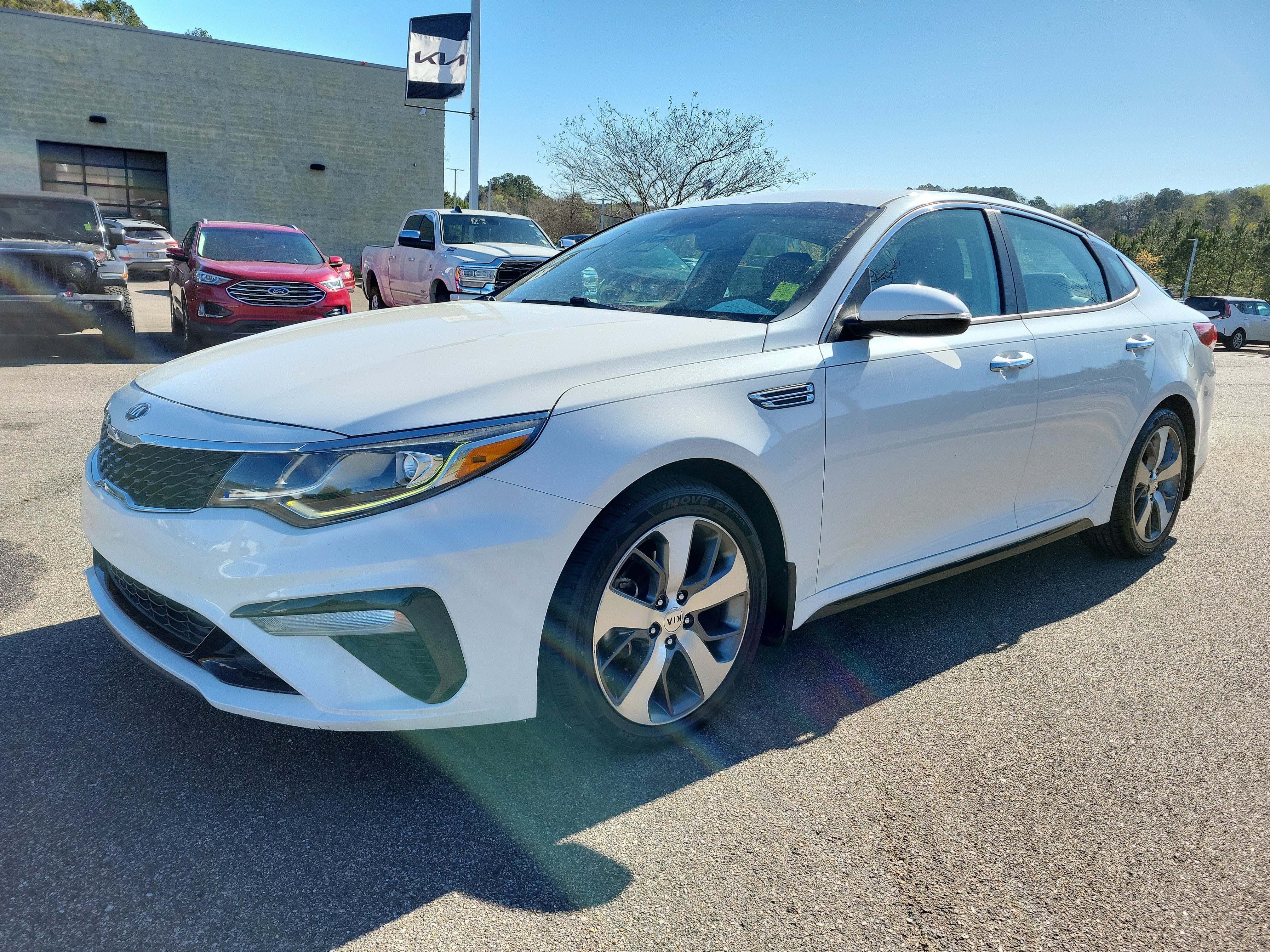 Used 2019 Kia Optima S image 23