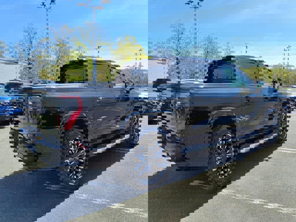 New 2025 GMC Sierra EV Denali image 6