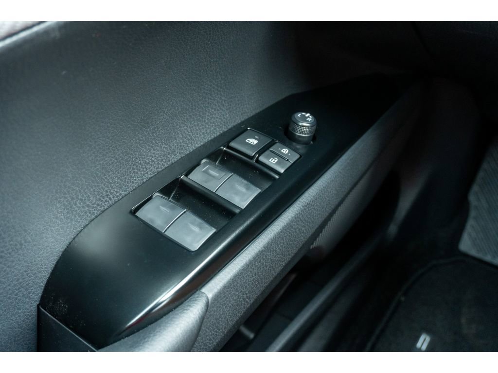 Used 2026 Toyota Camry SE w/ Convenience Package FWD image 26