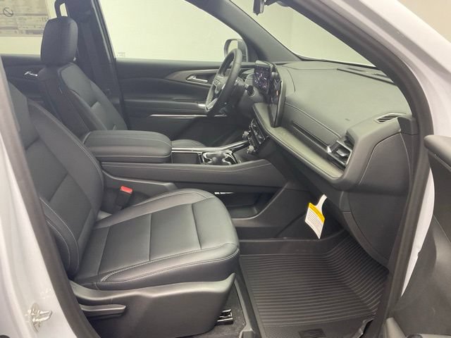 New 2026 Chevrolet Traverse LT w/ Driver Confidence Package AWD/4WD image 26