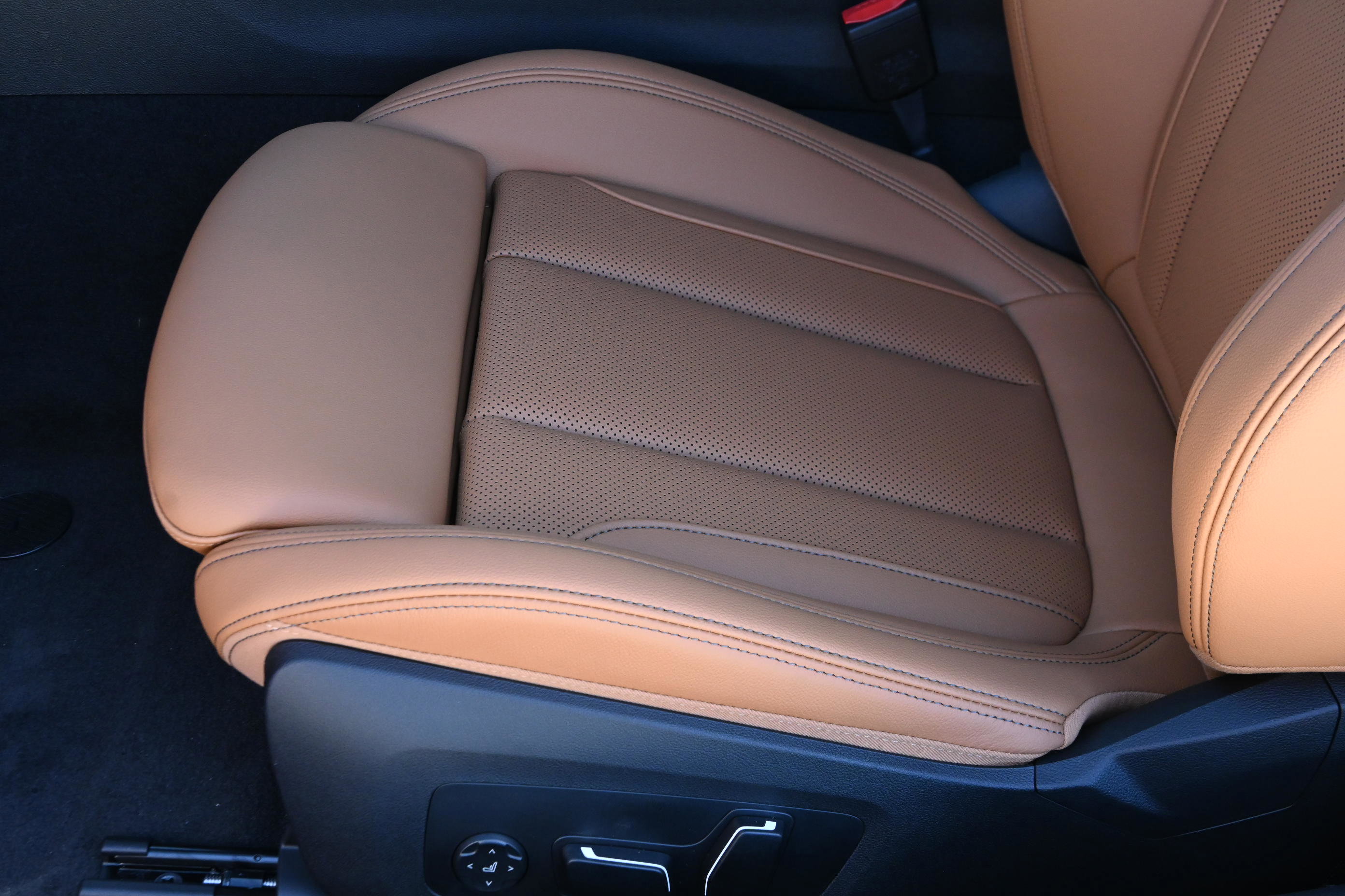 New 2026 BMW 430i xDrive Coupe w/ M Sport Package AWD/4WD image 26