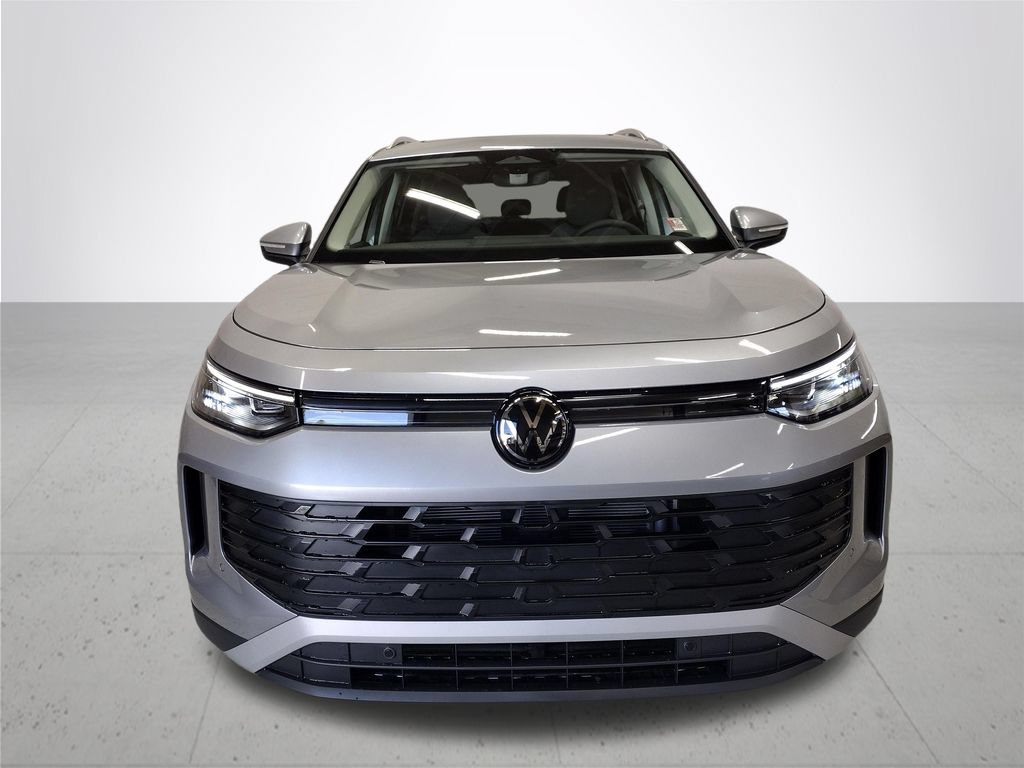 New 2026 Volkswagen Tiguan SE AWD/4WD image 3