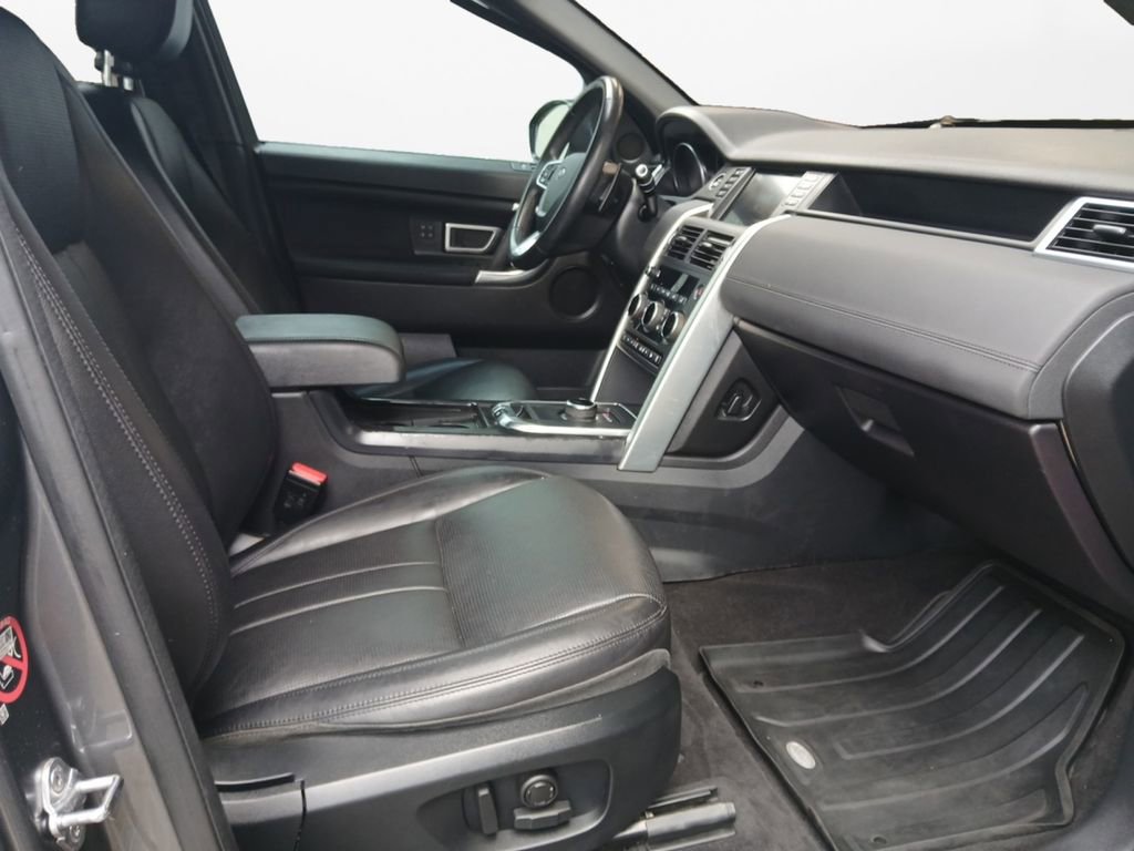 Used 2019 Land Rover Discovery Sport HSE AWD/4WD image 24