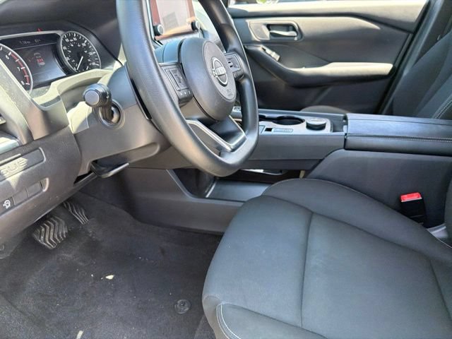 Used 2024 Nissan Rogue S AWD/4WD image 36