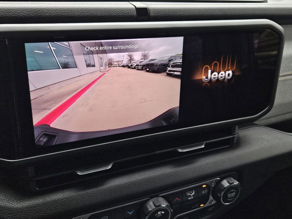 New 2026 Jeep Gladiator Sport image 18