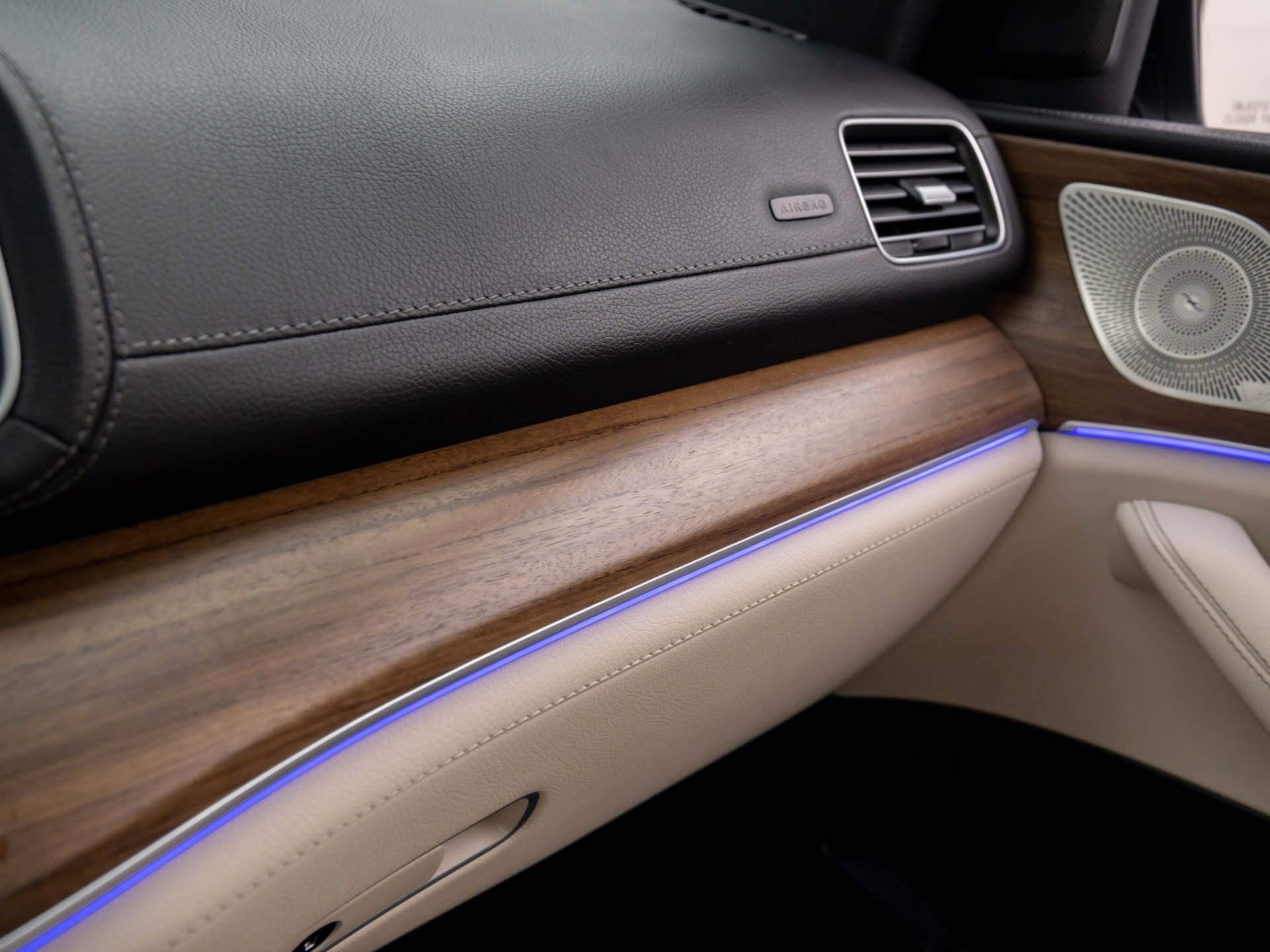 New 2026 Mercedes-Benz GLS 580 4MATIC image 34