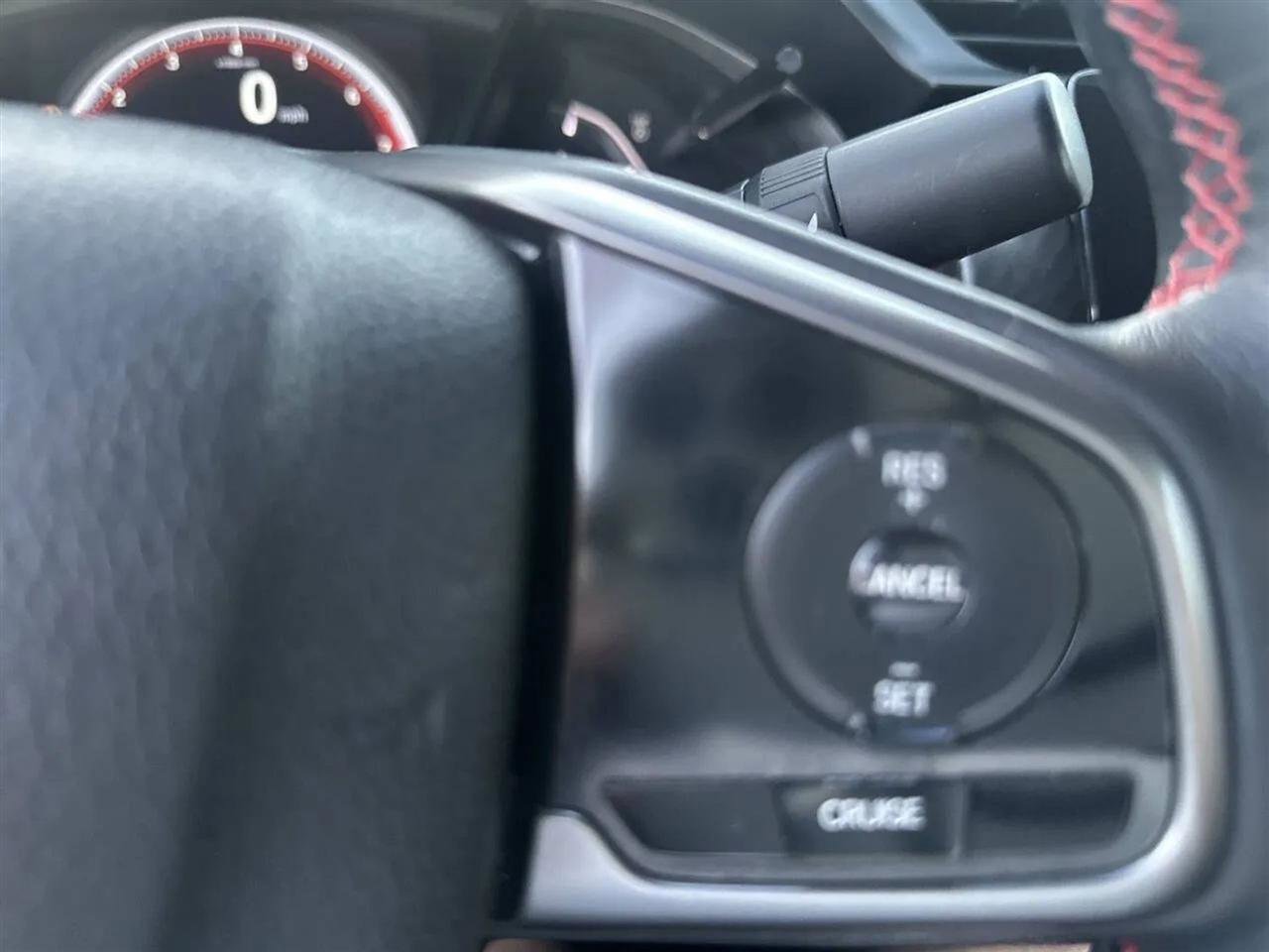 Used 2018 Honda Civic Si image 26