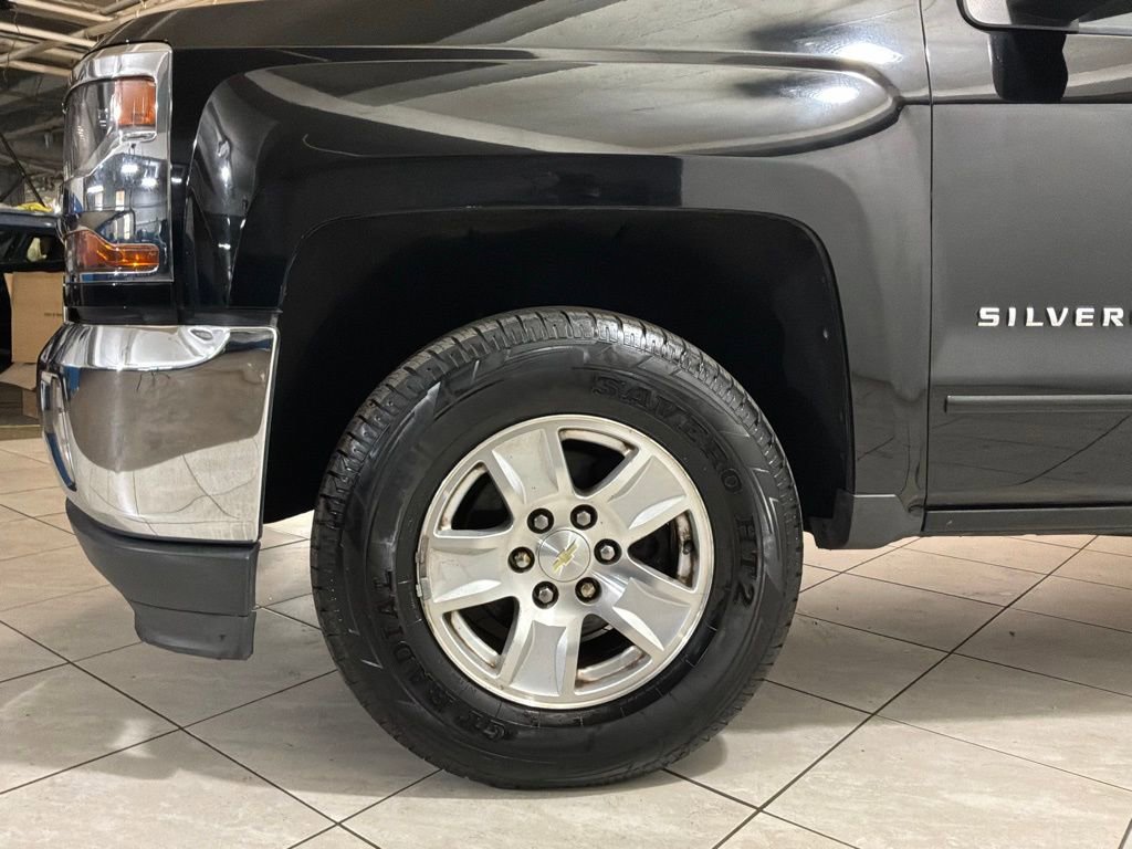 Used 2017 Chevrolet Silverado 1500 LT w/ All Star Edition image 16