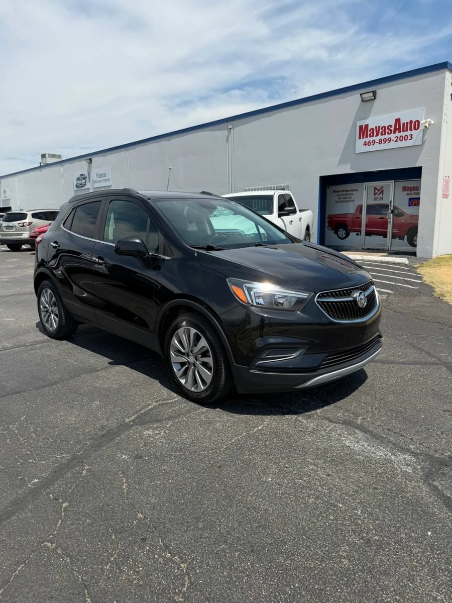 Used 2020 Buick Encore Preferred FWD image 1
