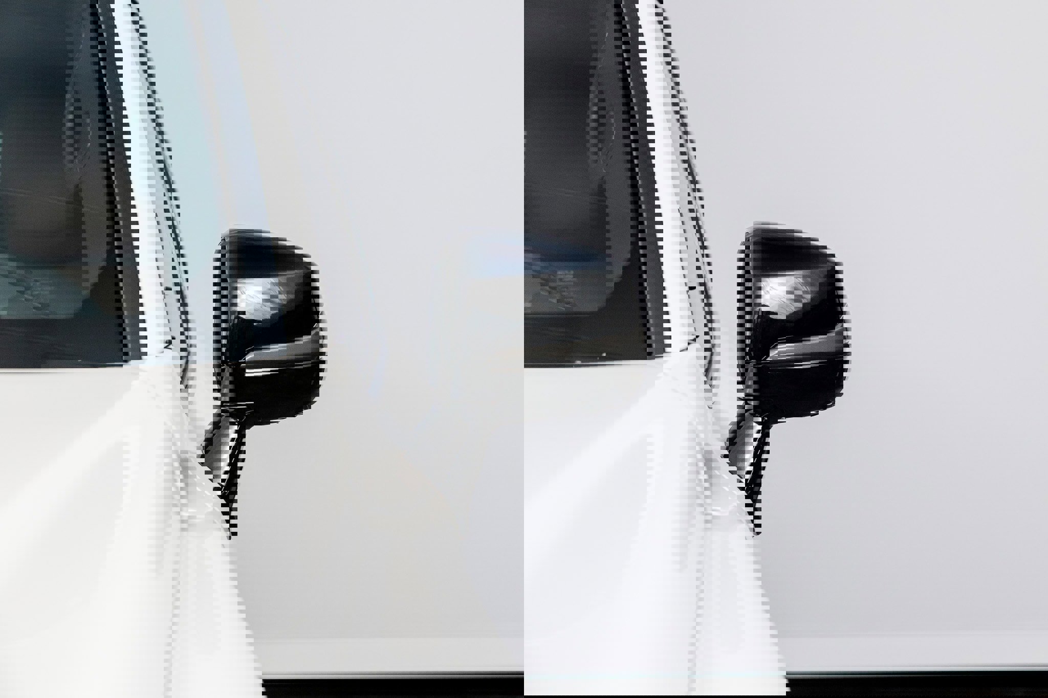 Used 2025 Lexus LX 700h Luxury image 9