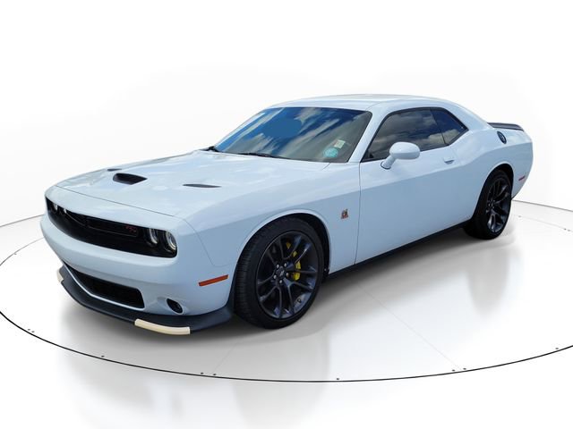 Used 2021 Dodge Challenger R/T Scat Pack RWD image 4