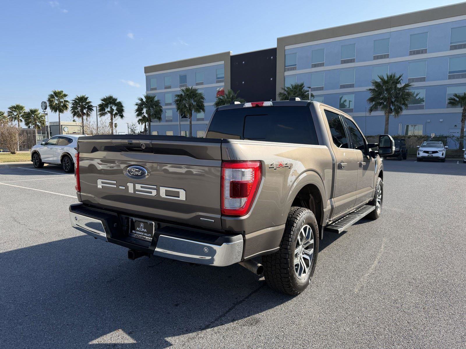 Used 2022 Ford F150 Lariat w/ Max Trailer Tow Package image 24