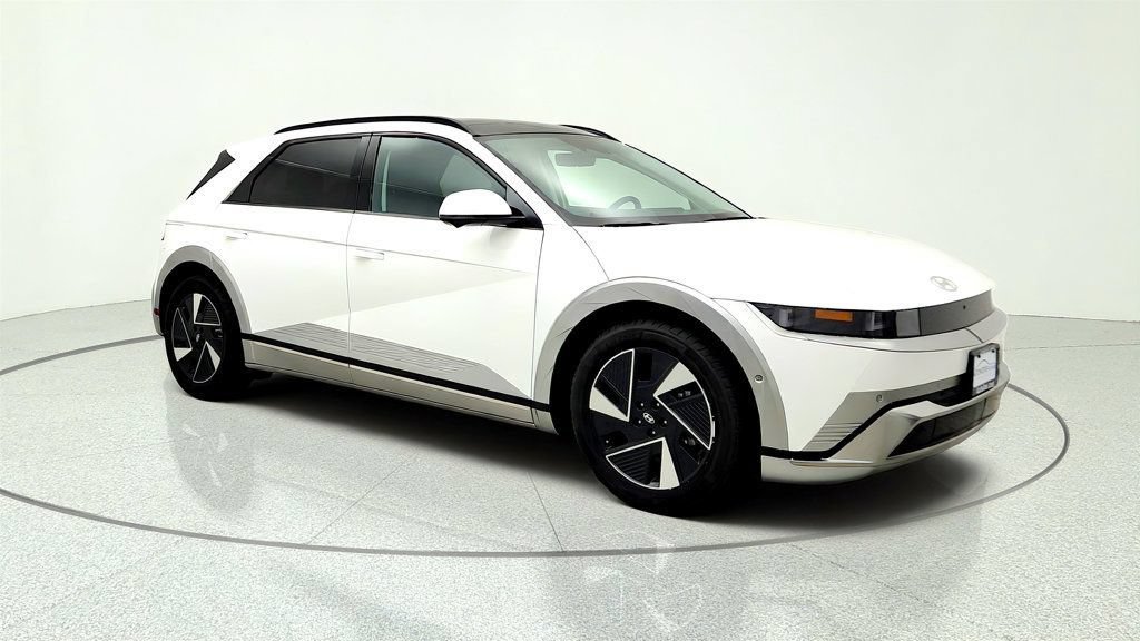 Used 2025 Hyundai Ioniq 5 Limited RWD image 3