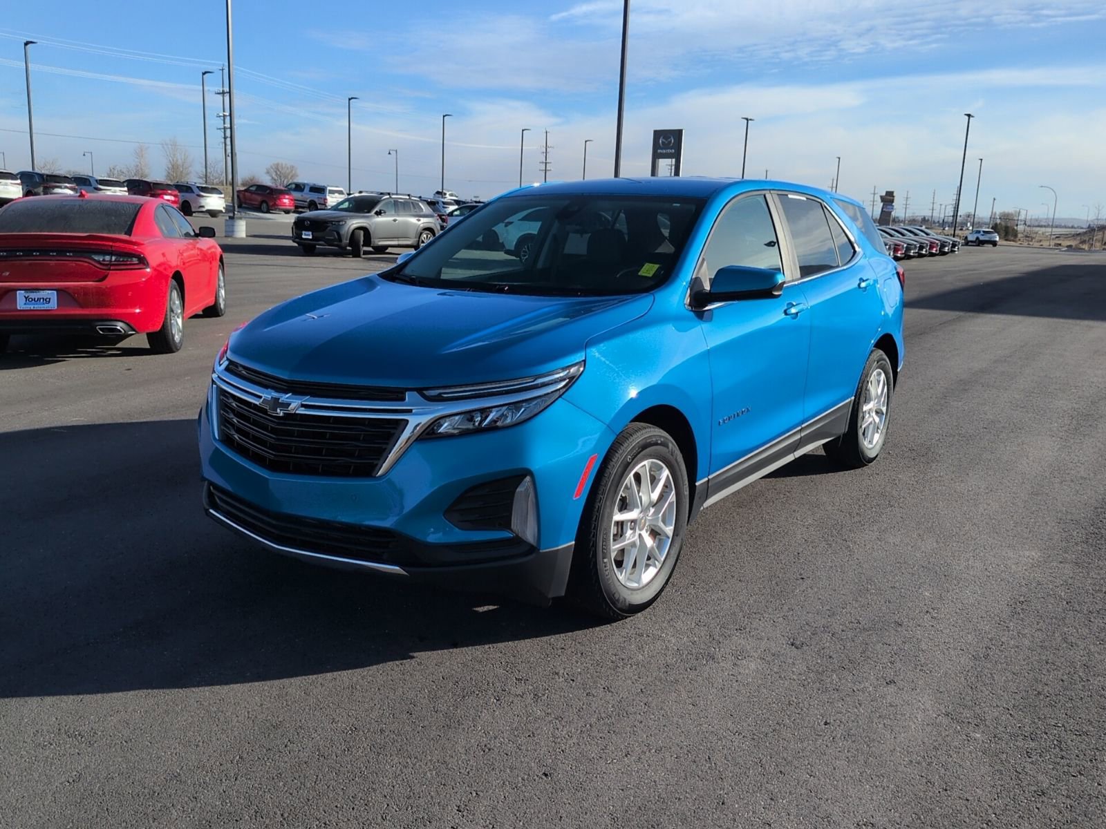 Used 2024 Chevrolet Equinox LT image 3