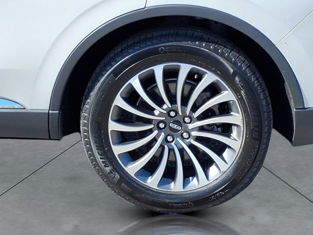 Certified 2023 Lincoln Aviator Reserve w/ Elements Package Plus image 4