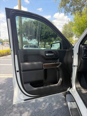 Used 2022 Chevrolet Silverado 1500 LT AWD/4WD image 26