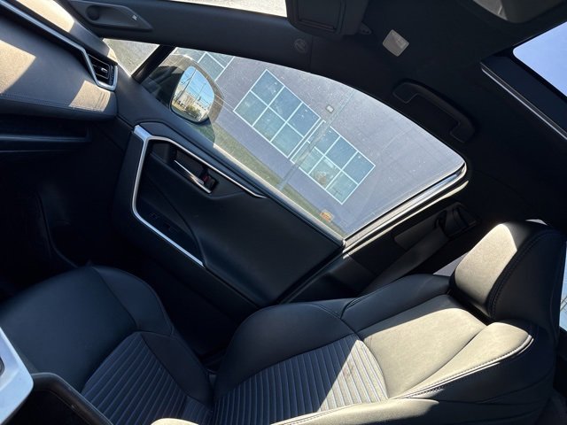 Used 2022 Toyota RAV4 XSE image 15