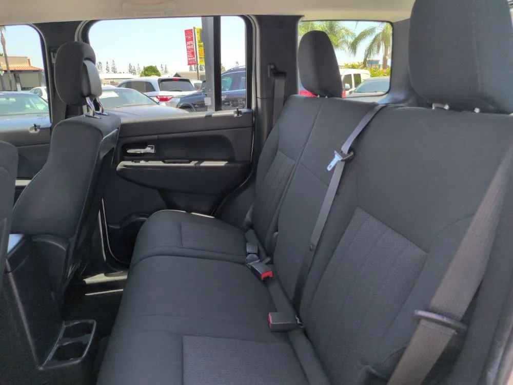 Used 2011 Jeep Liberty Sport image 24