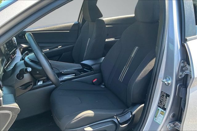Used 2025 Hyundai Elantra Sport FWD image 20