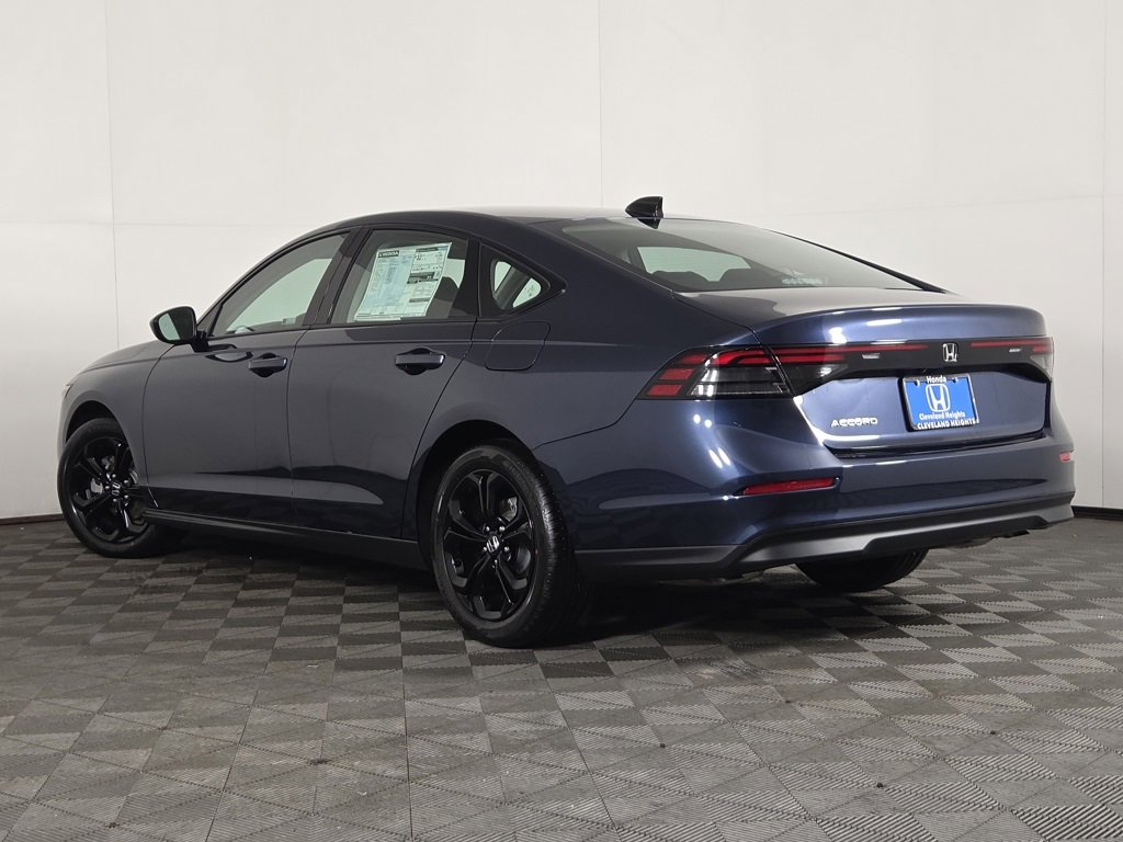 New 2025 Honda Accord SE image 8