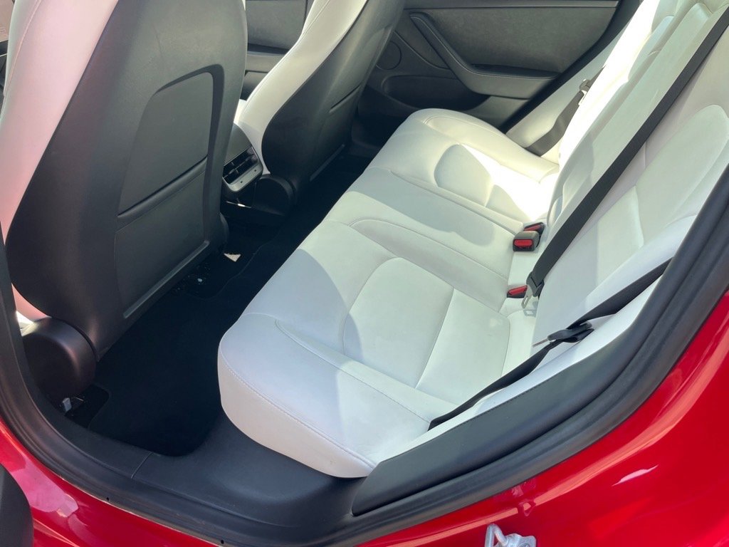 Used 2023 Tesla Model 3 Performance image 7