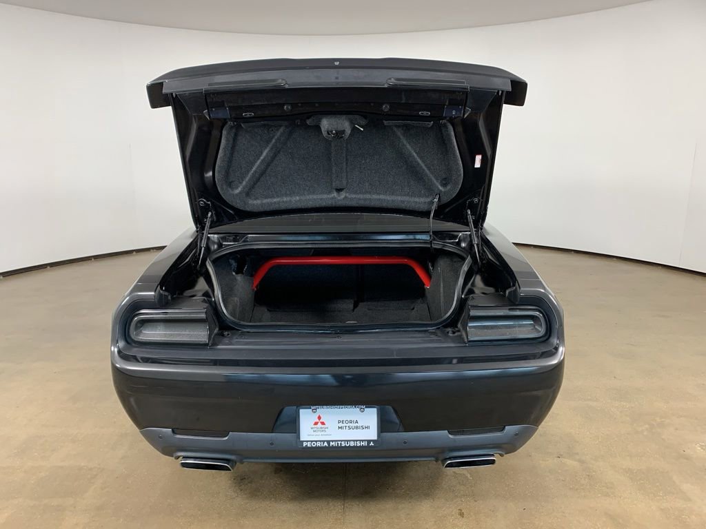Used 2015 Dodge Challenger R/T Plus RWD image 12