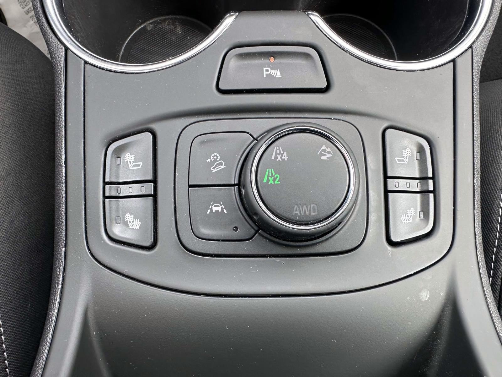Used 2024 GMC Terrain SLT w/ Infotainment Package II AWD/4WD image 28