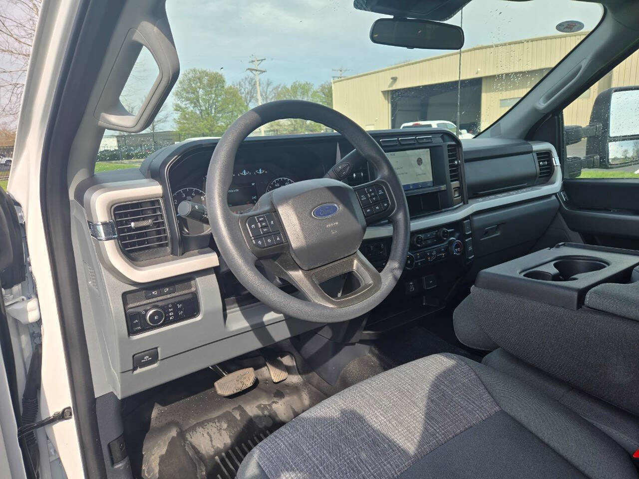 Used 2024 Ford F250 XLT AWD/4WD image 13