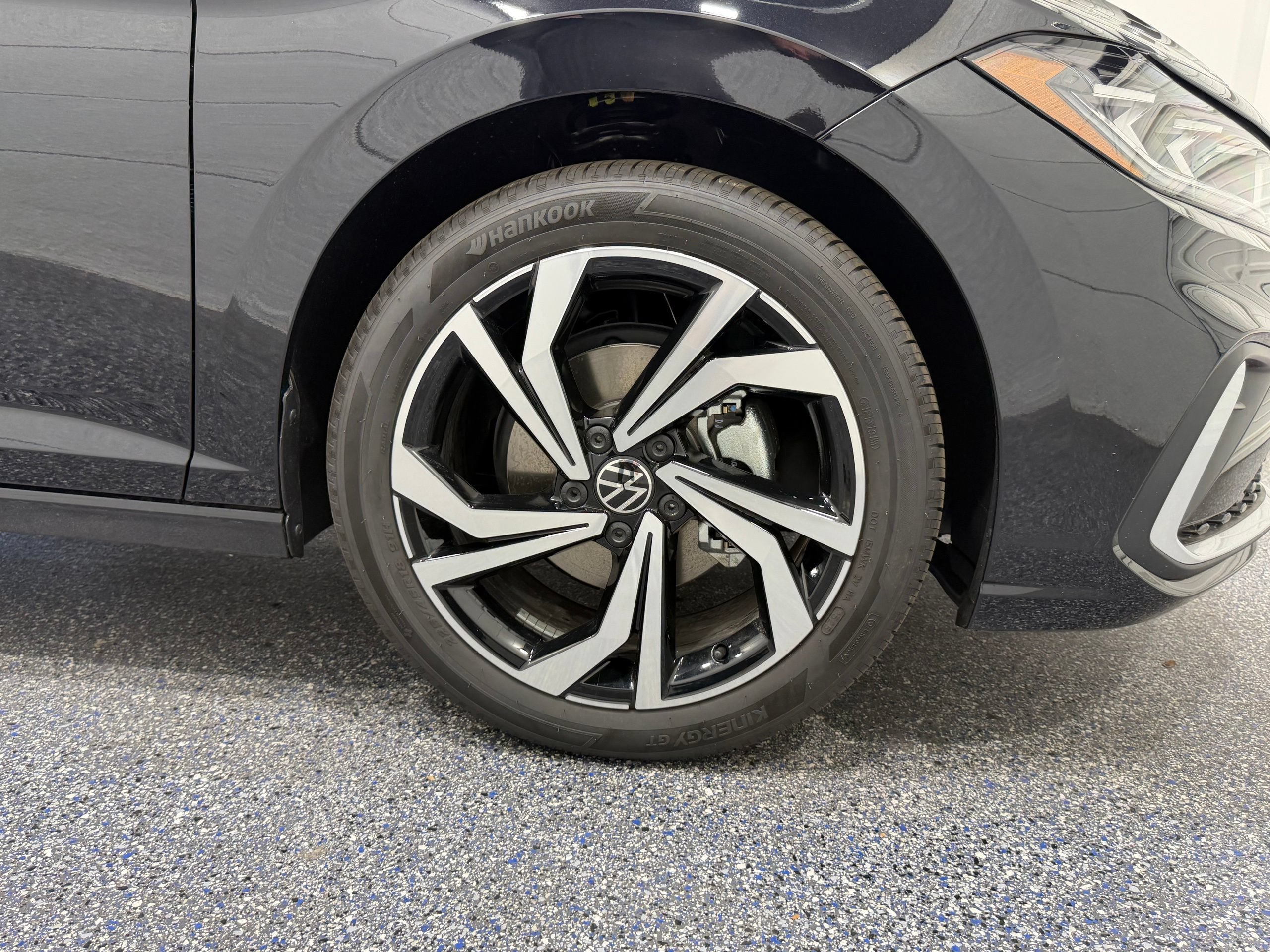 New 2026 Volkswagen Jetta SEL FWD image 15