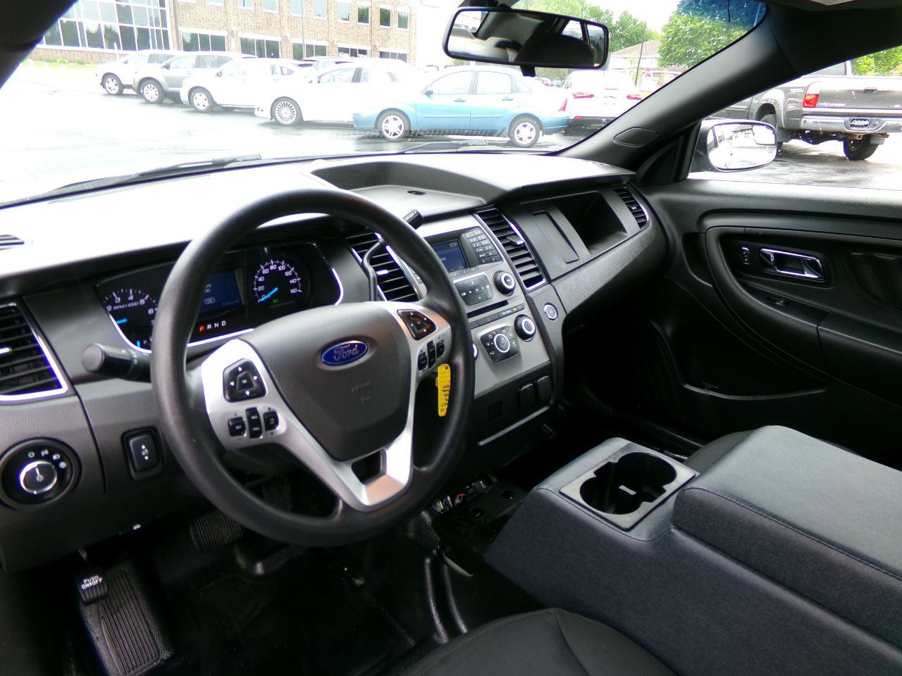 Used 2019 Ford Taurus Police Interceptor AWD image 16