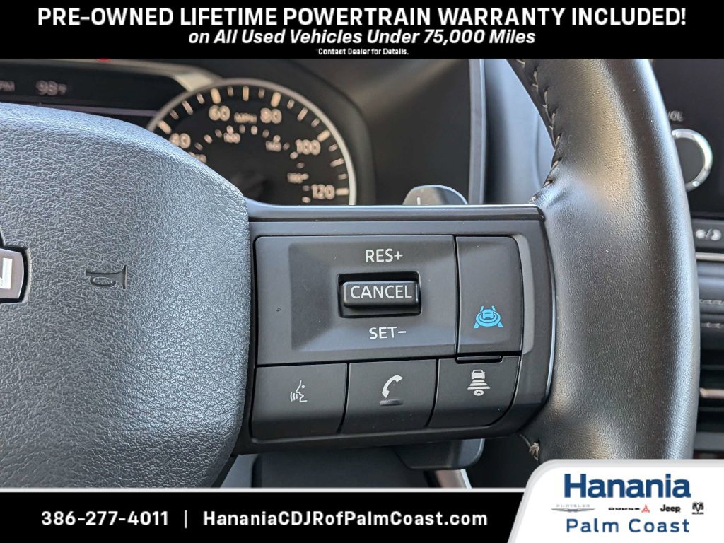 Used 2025 Nissan Rogue SV FWD image 28