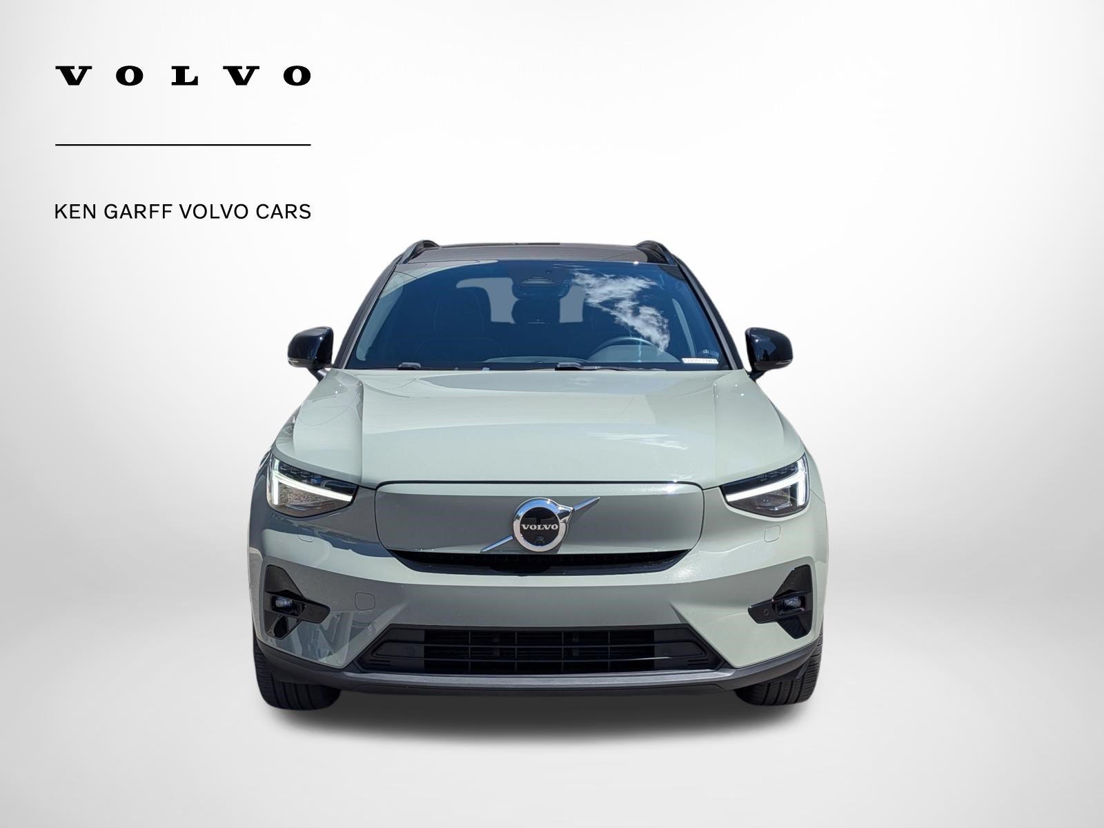 Used 2023 Volvo XC40 Recharge Ultimate AWD/4WD image 9