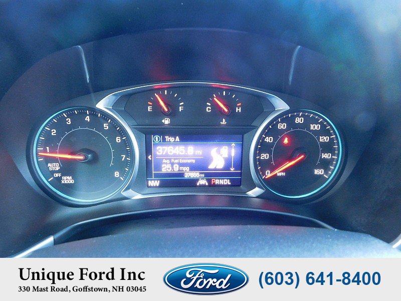 Used 2020 Chevrolet Equinox LT w/ Driver Convenience Package image 17