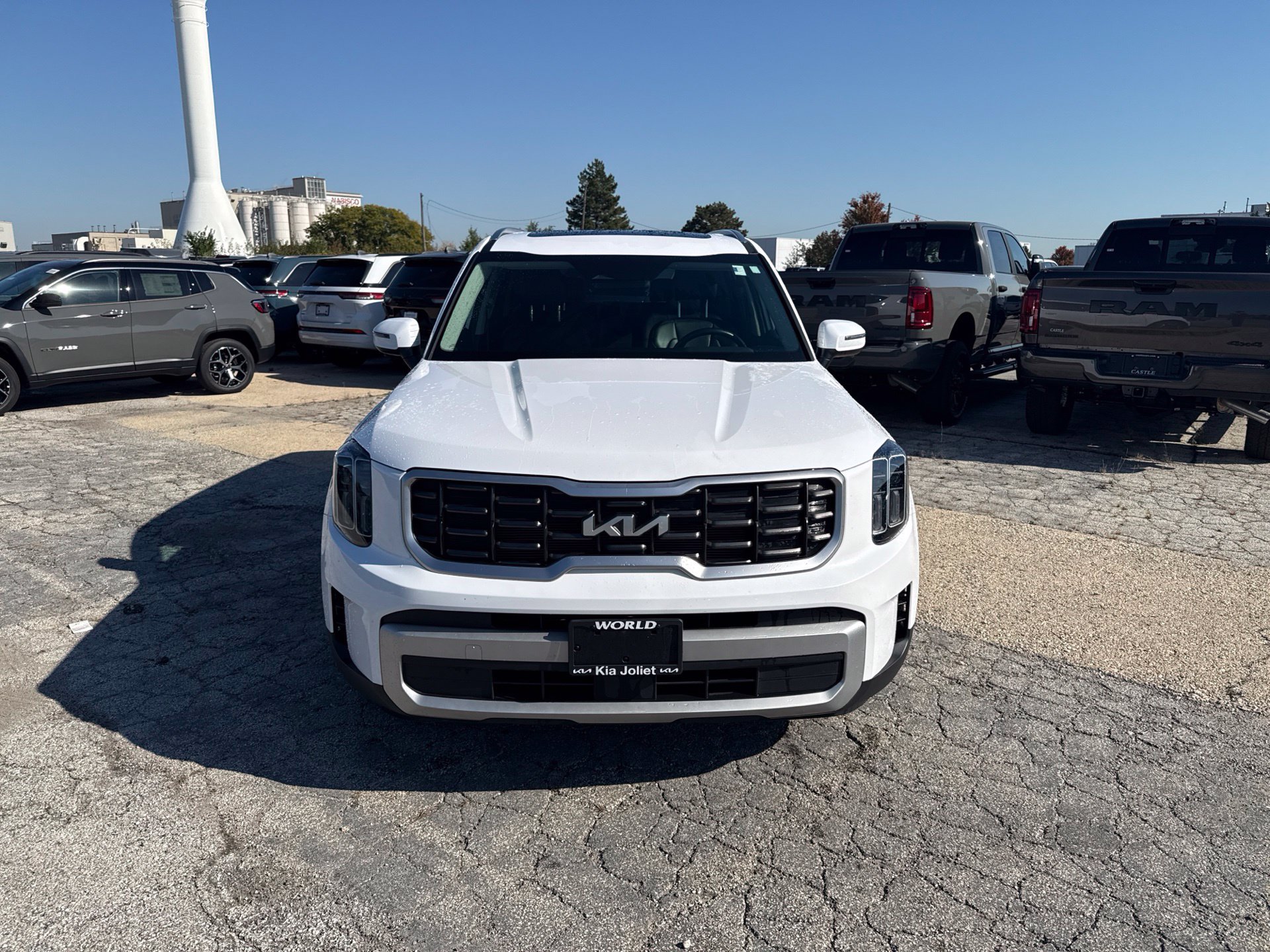 Used 2024 Kia Telluride S w/ S Sunroof Package AWD/4WD image 2