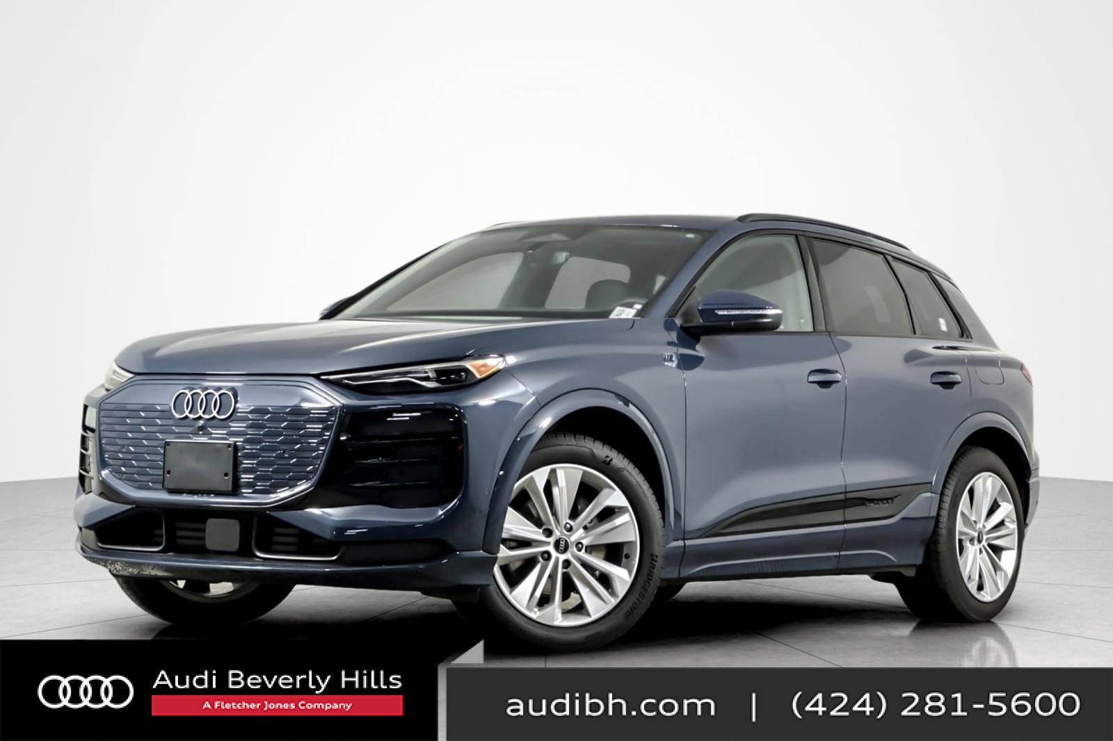 Used 2025 Audi Q6 e-tron Premium w/ Convenience Package image 1