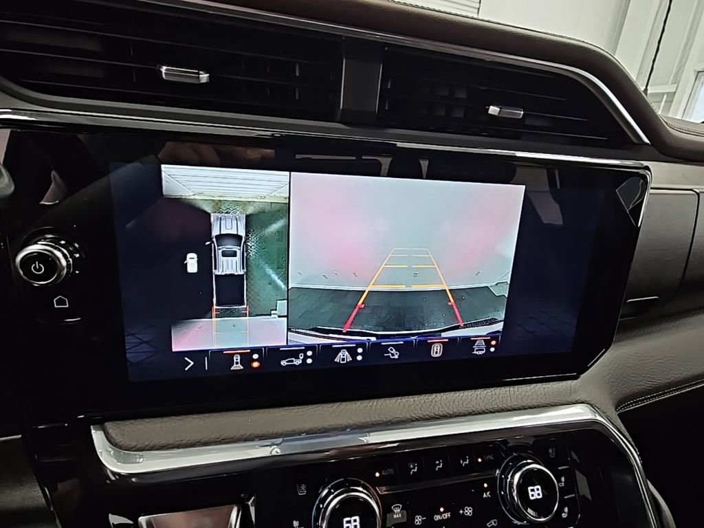 New 2026 GMC Sierra 2500 Denali w/ Denali Reserve Package image 18