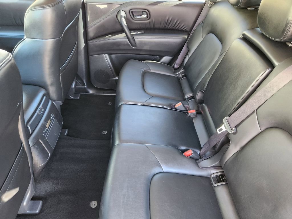 Used 2024 Nissan Armada SV image 12