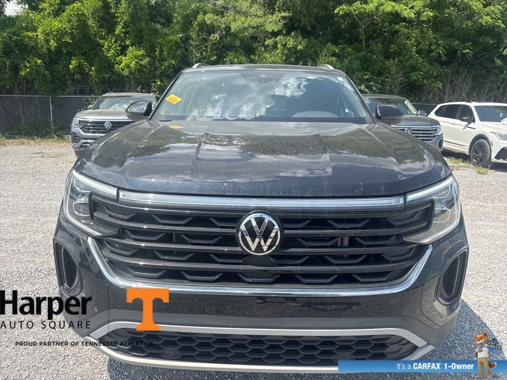 Used 2025 Volkswagen Atlas Cross Sport SE w/ Panoramic Sunroof Package AWD/4WD image 8