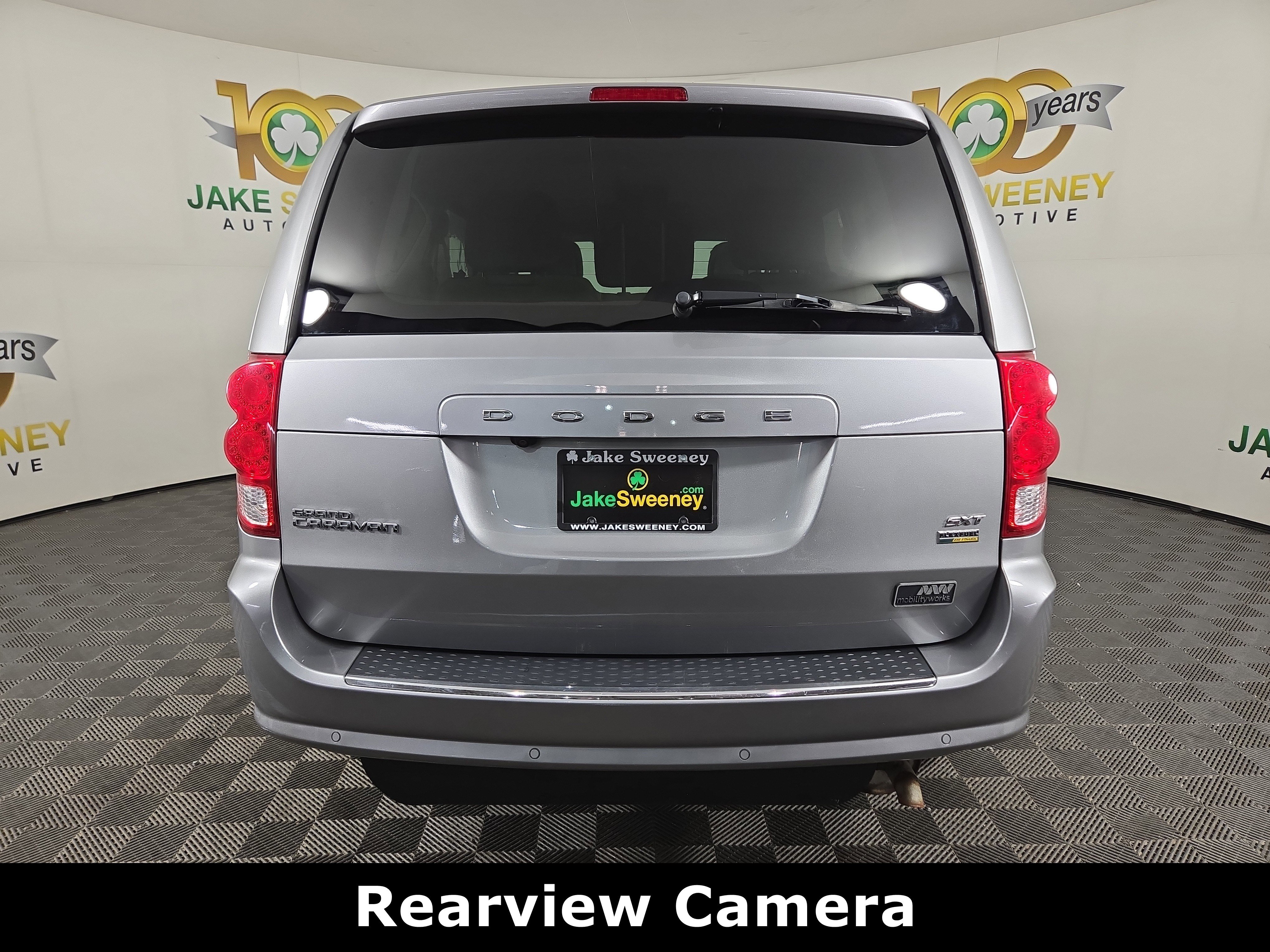 Used 2016 Dodge Grand Caravan SXT w/ UConnect Hands-Free Group image 9